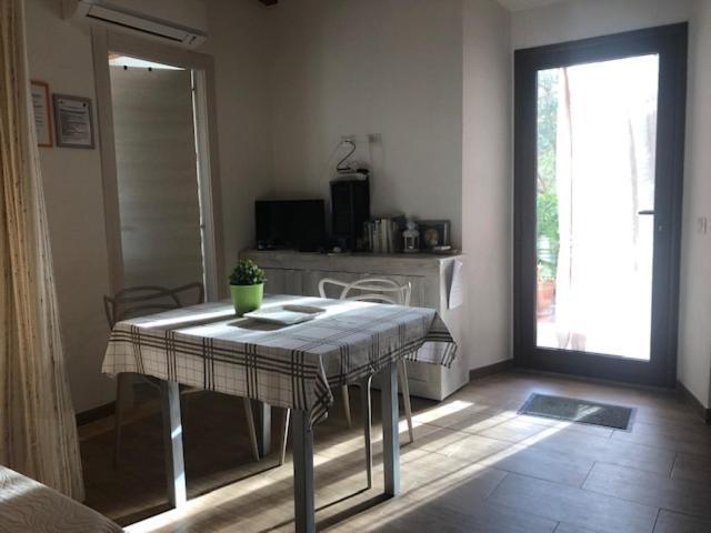 La Puppusedda Apartment ซาน เตโอโดโร ภายนอก รูปภาพ